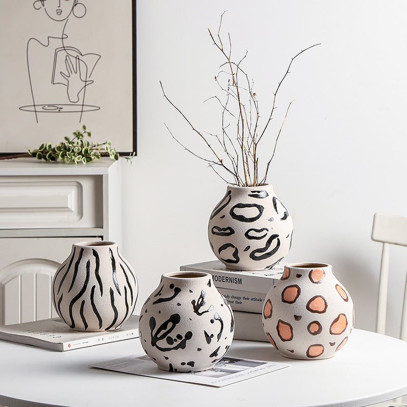Nordic Animal Print Simple Ceramic Vase