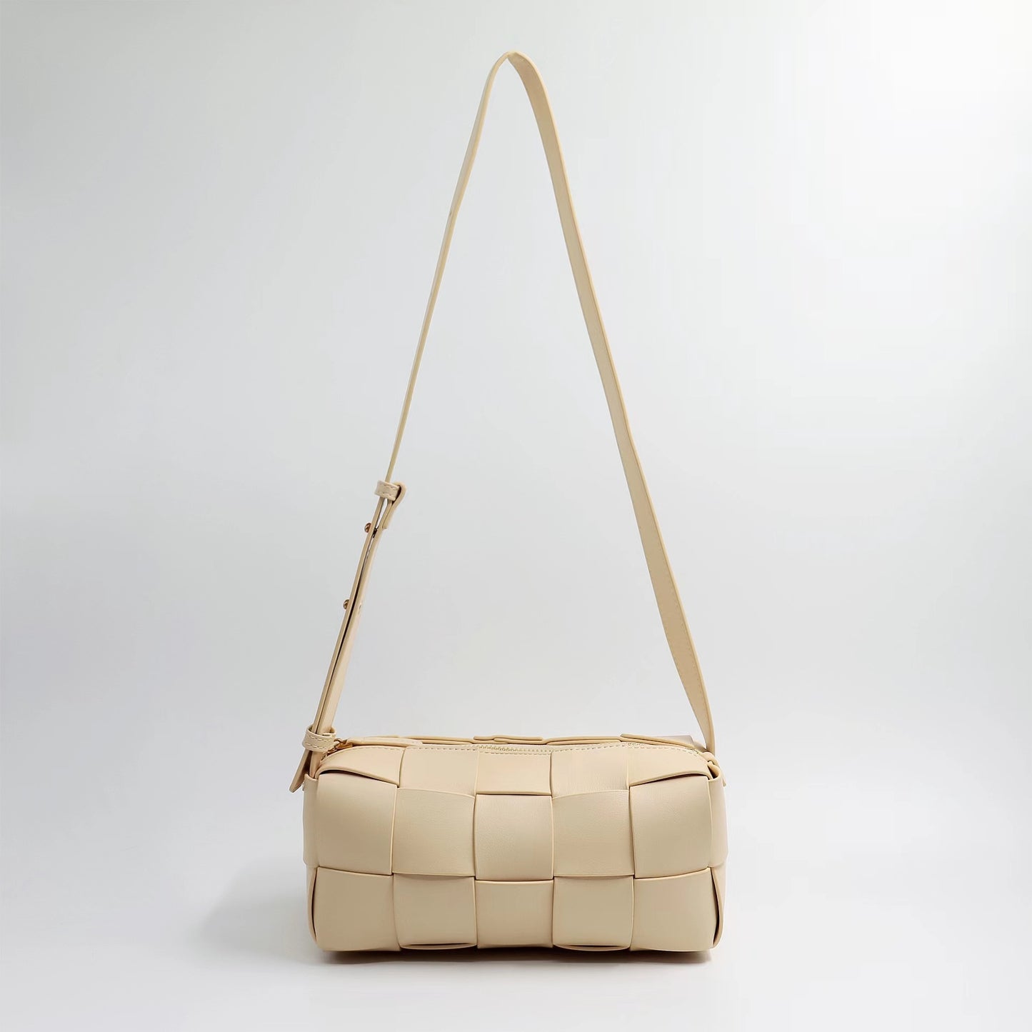 Weaved Leather Purse