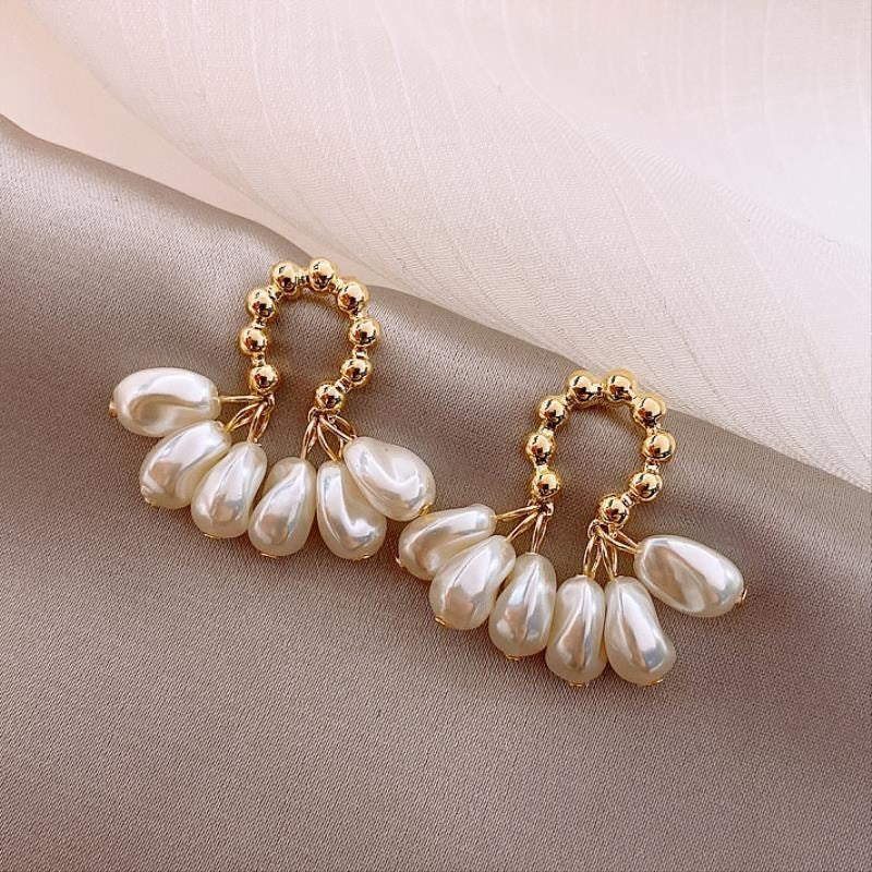 Pearl Teardrop Tassel Earrings