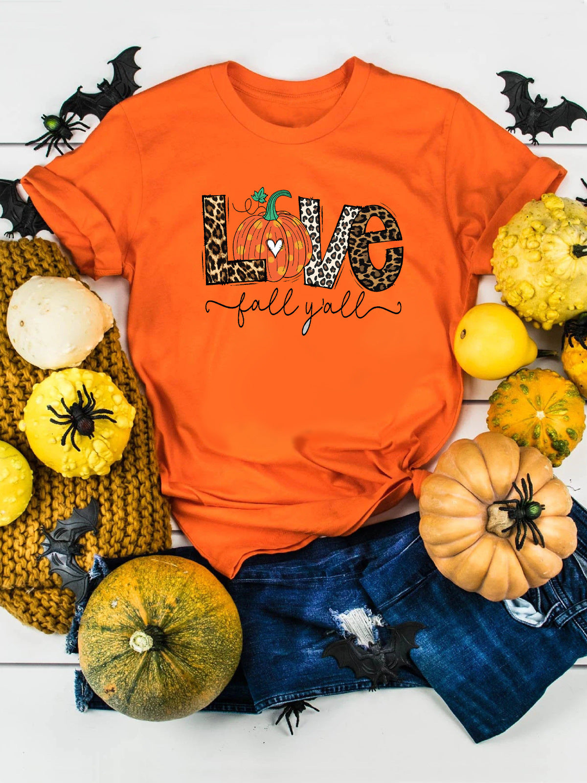 Love Fall Yall Short Sleeve T-Shirt