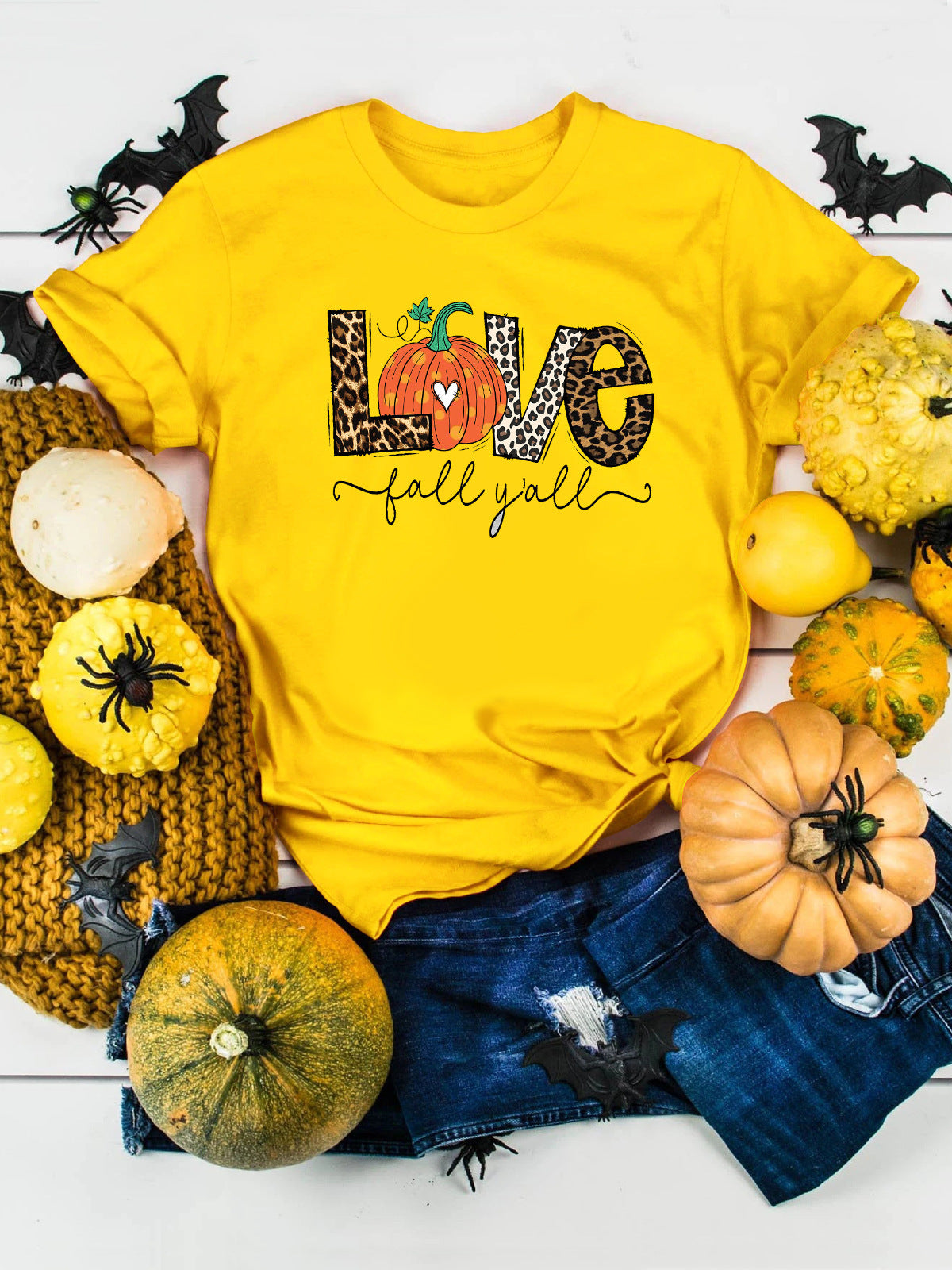 Love Fall Yall Short Sleeve T-Shirt